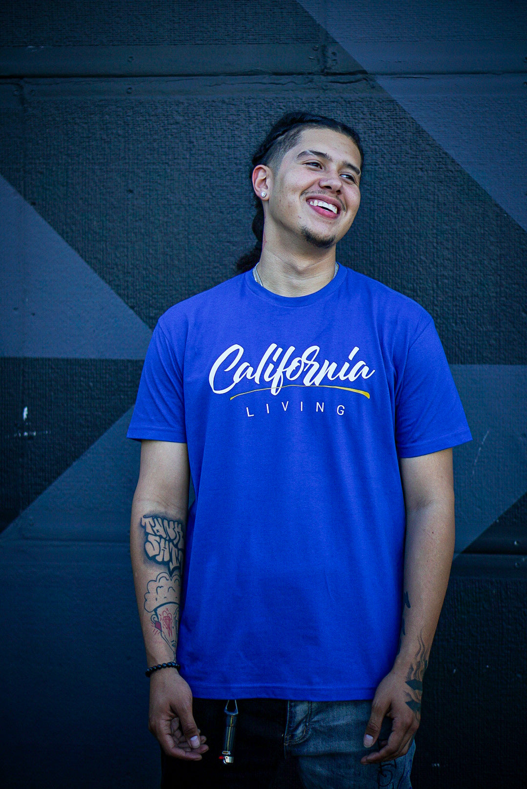 California Living in royal blue