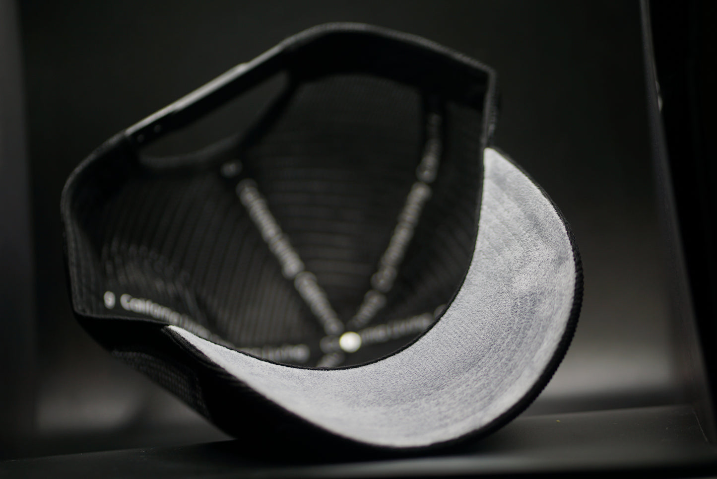 California Living black trucker hat (FREE SHIPPING)